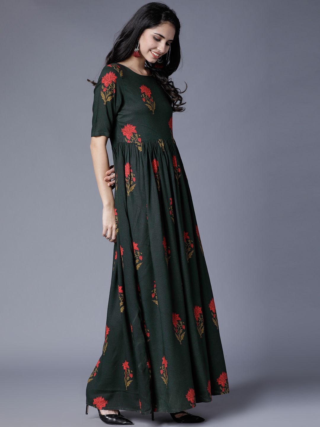 Vishudh Women Olive Green Printed Maxi Dress