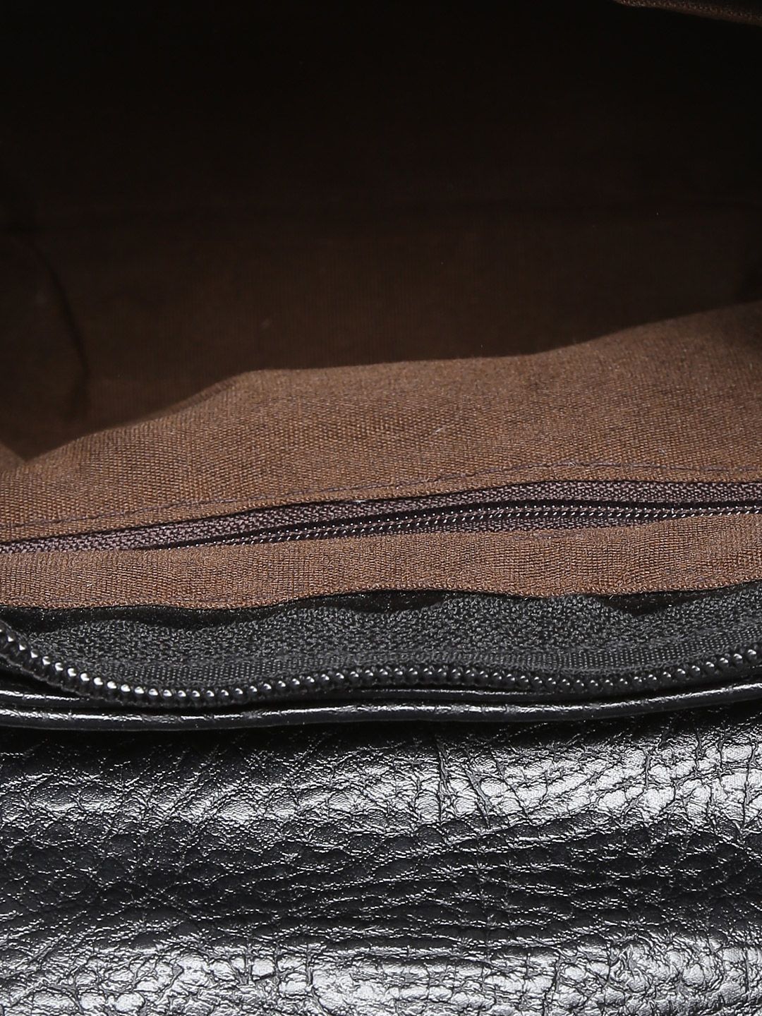Lino Perros Black Textured Sling Bag