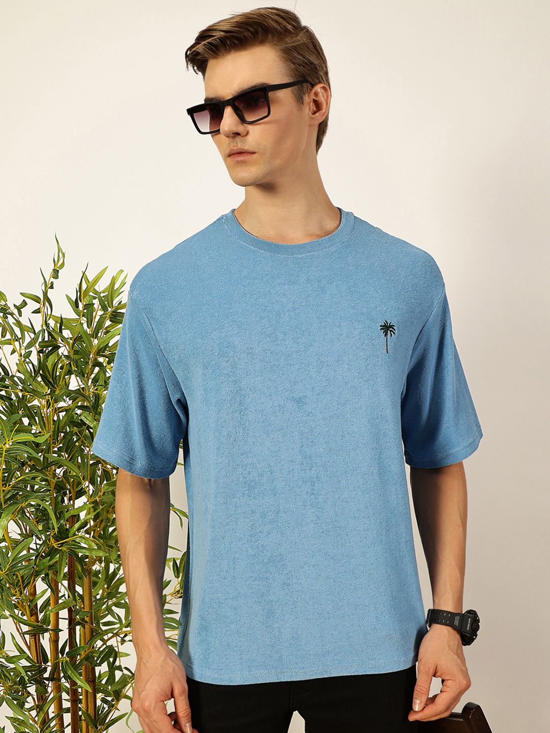 Thomas Scott Men's Solid Round Neck Oversized Casual T-shirt