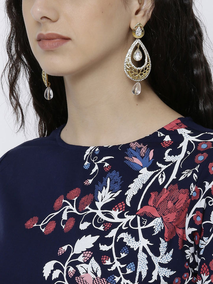 Vishudh Women Navy Printed Straight Kurta