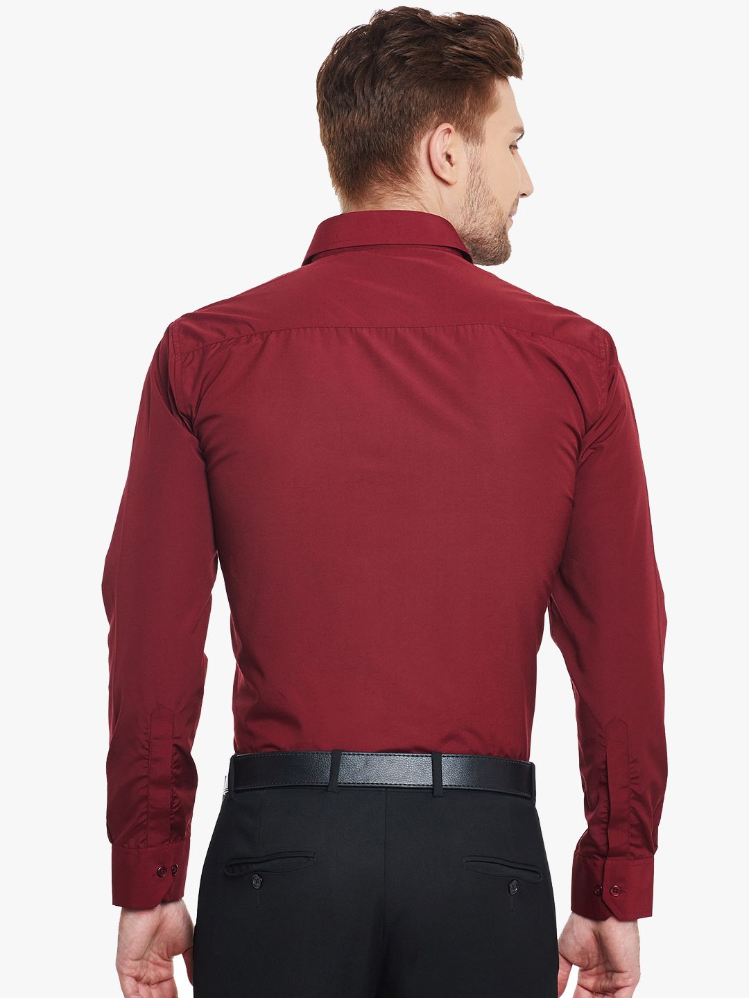 Hancock Men Maroon Slim Fit Solid Wrinkle Resistant Formal Shirt