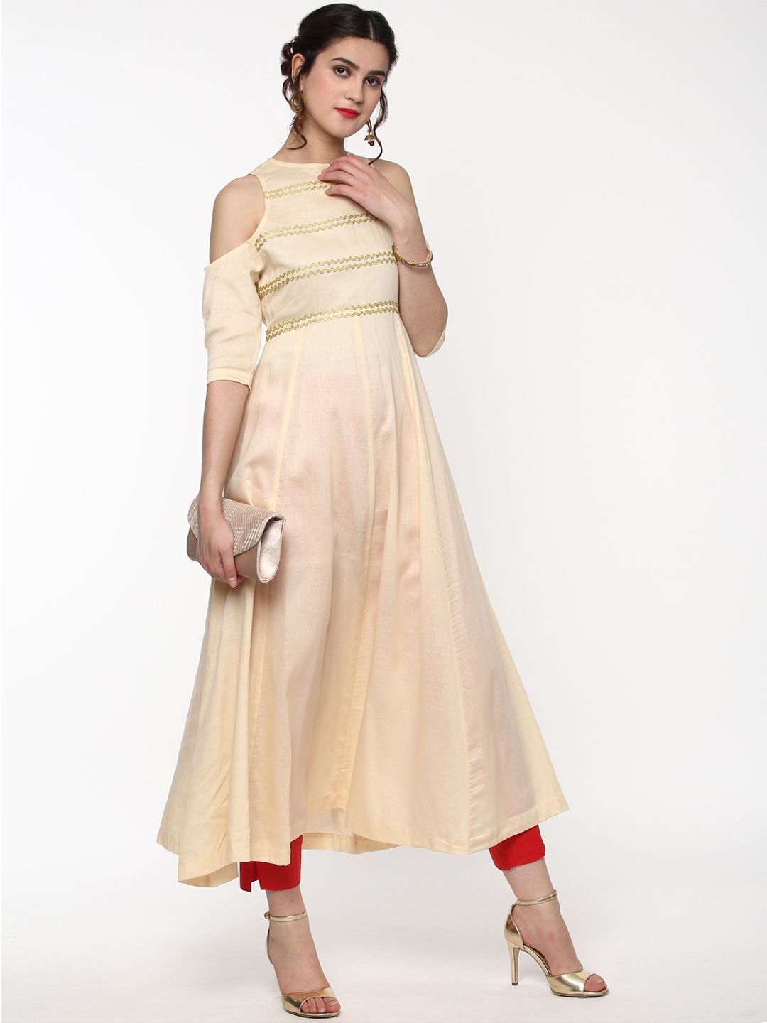 SASSAFRAS Women Cream-Coloured Cold-Shoulder Anarkali Kurta