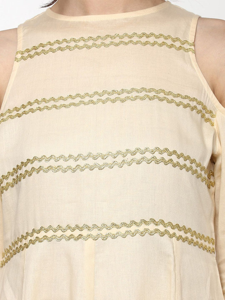 SASSAFRAS Women Cream-Coloured Cold-Shoulder Anarkali Kurta