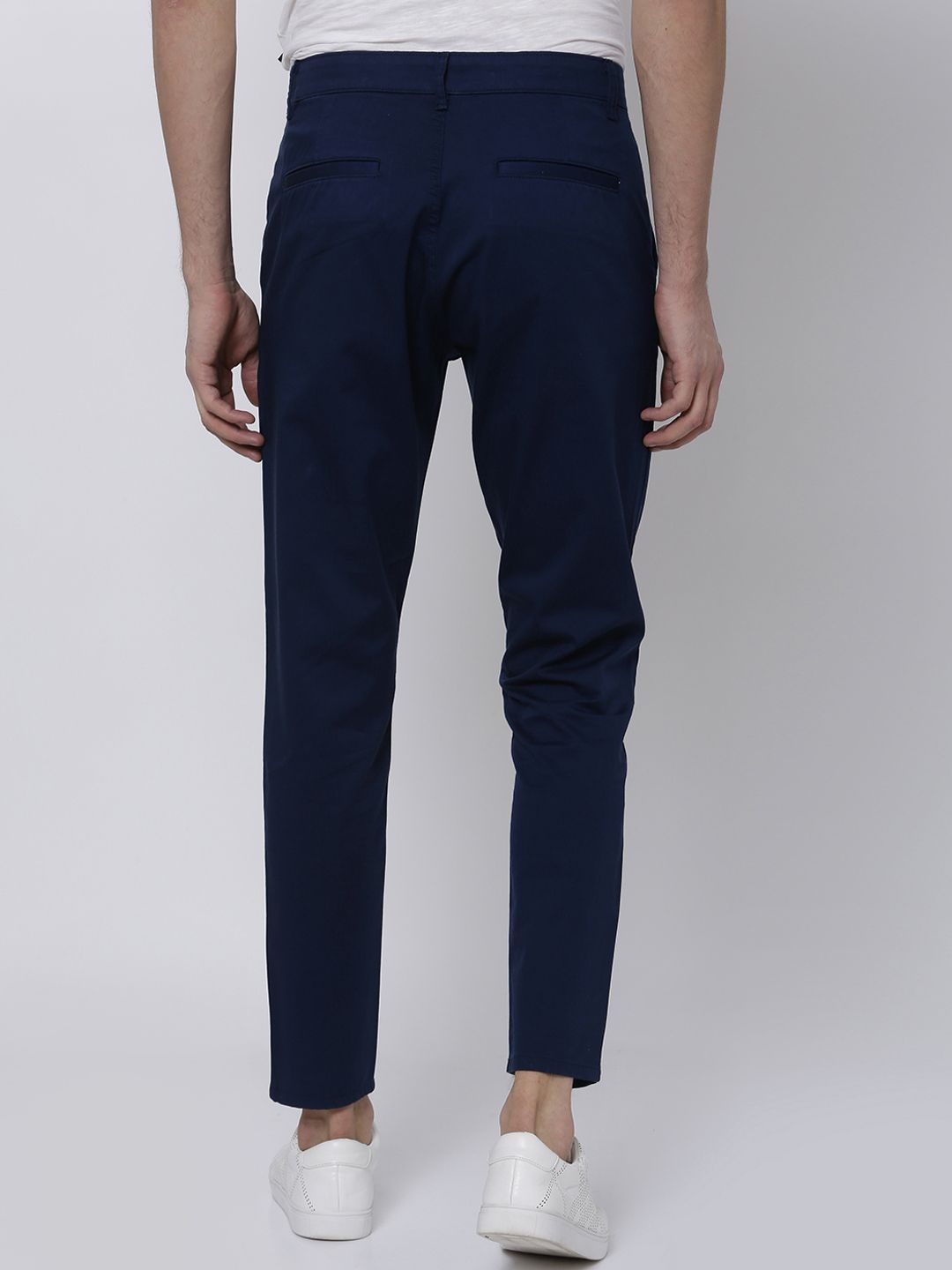 HIGHLANDER Men Blue Tapered Fit Chinos