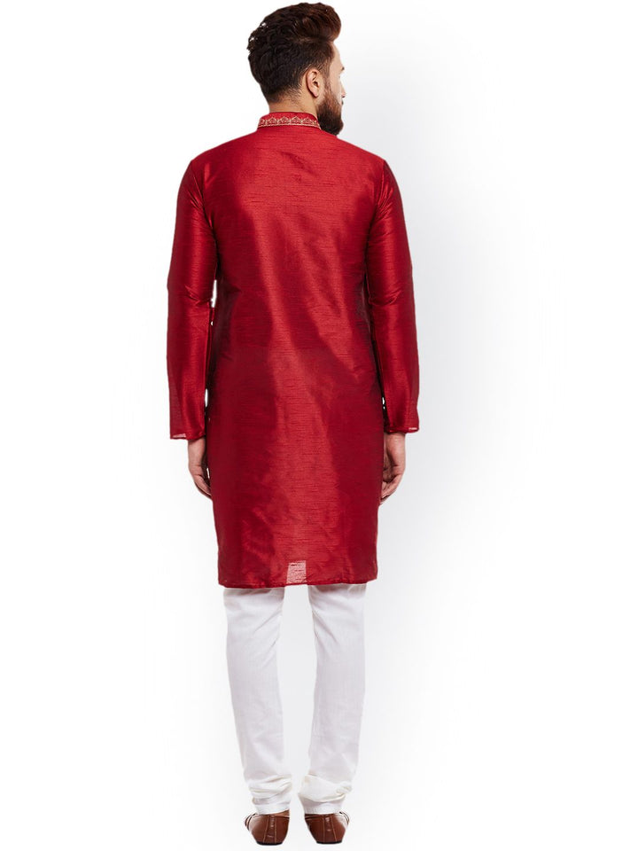 SOJANYA Men Maroon Solid Straight Kurta