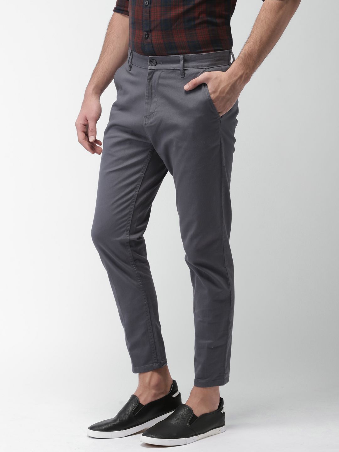 HIGHLANDER Men Grey Tapered Fit Chinos