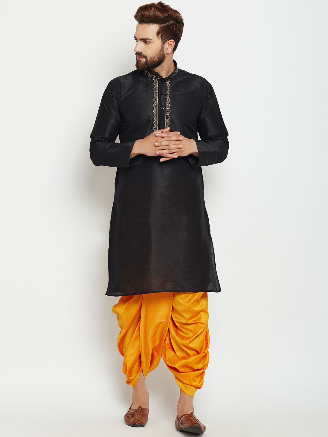 SOJANYA Lelaki Hitam Solid Kurta Lurus