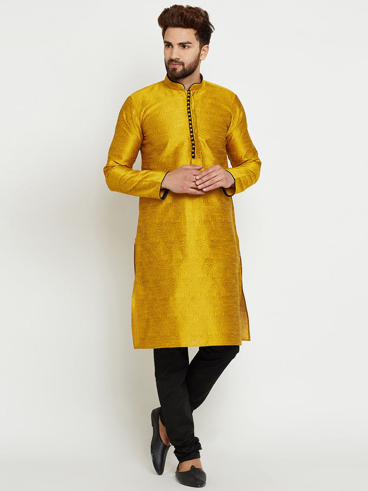 SOJANYA Men Gold & Black Printed Straight Kurta