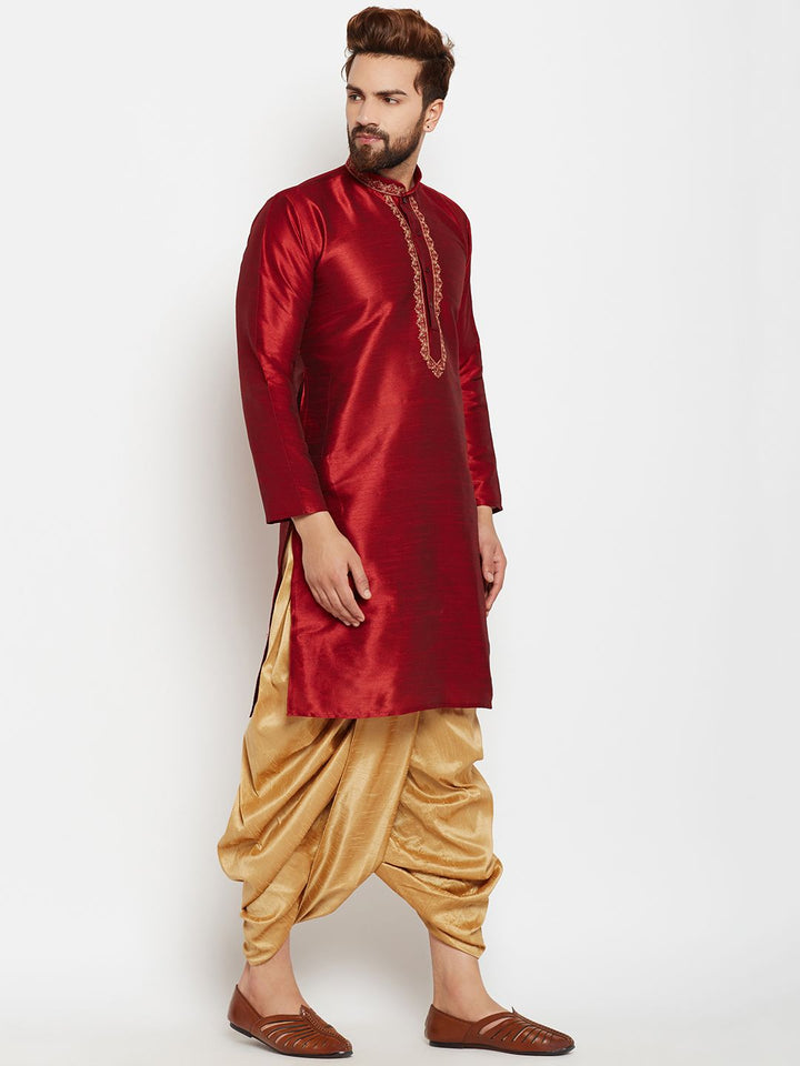 SOJANYA Men Maroon Solid Straight Kurta