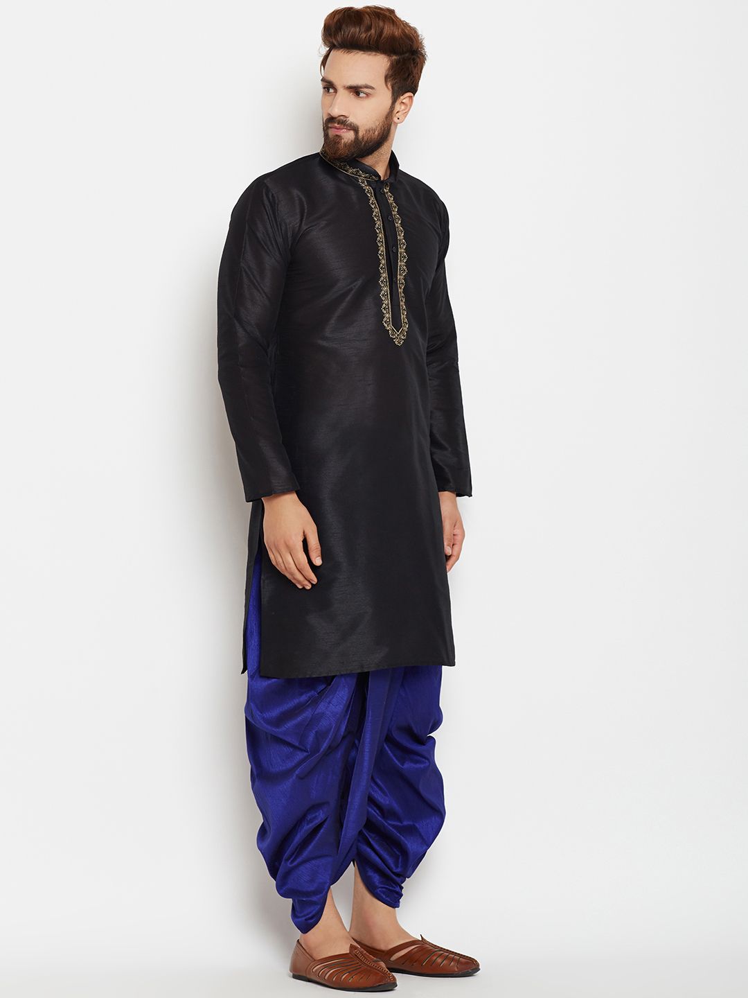 SOJANYA Men Black Woven Design A-Line Kurta