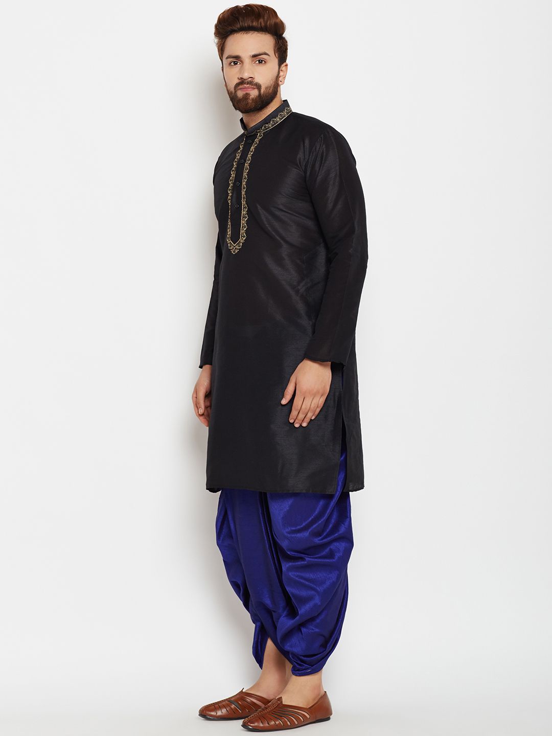 SOJANYA Men Black Woven Design A-Line Kurta