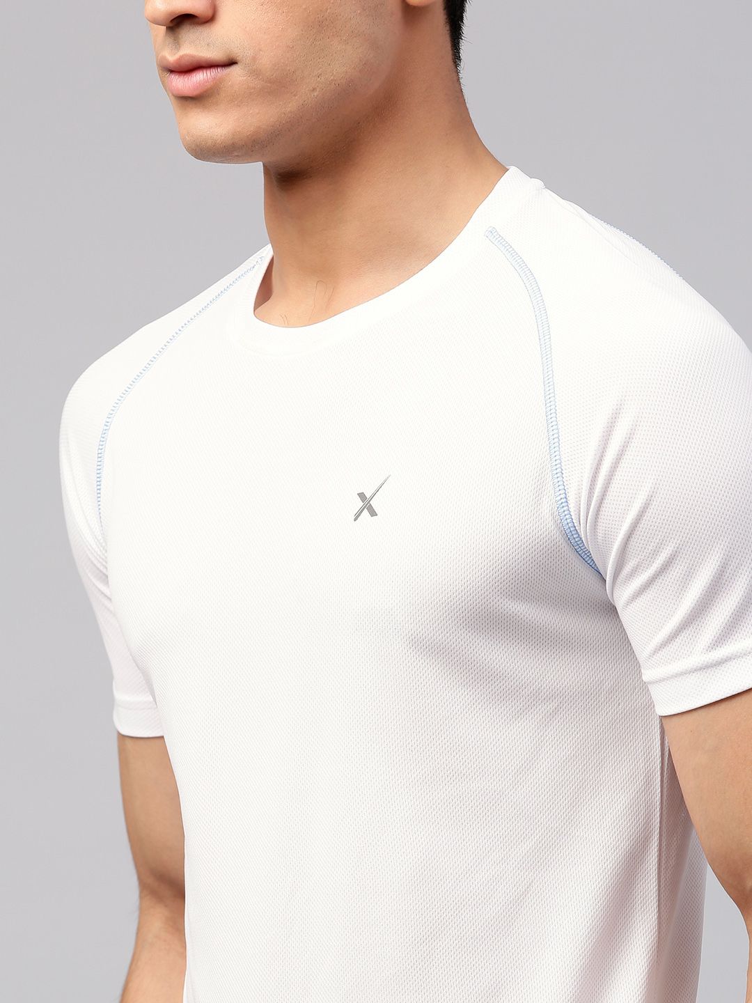 HRX by Hrithik Roshan Men White Slim Advanced Rapid Dry Raglan T-shirt