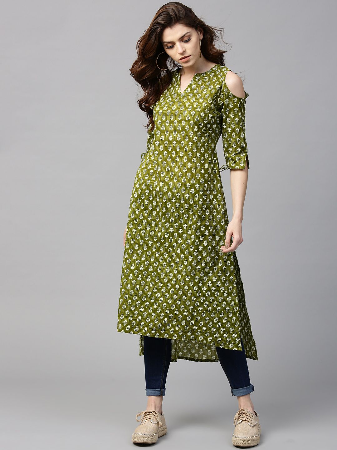 Gerua By Libas Women Green  White Printed Cold-Shoulder Straight Kurta