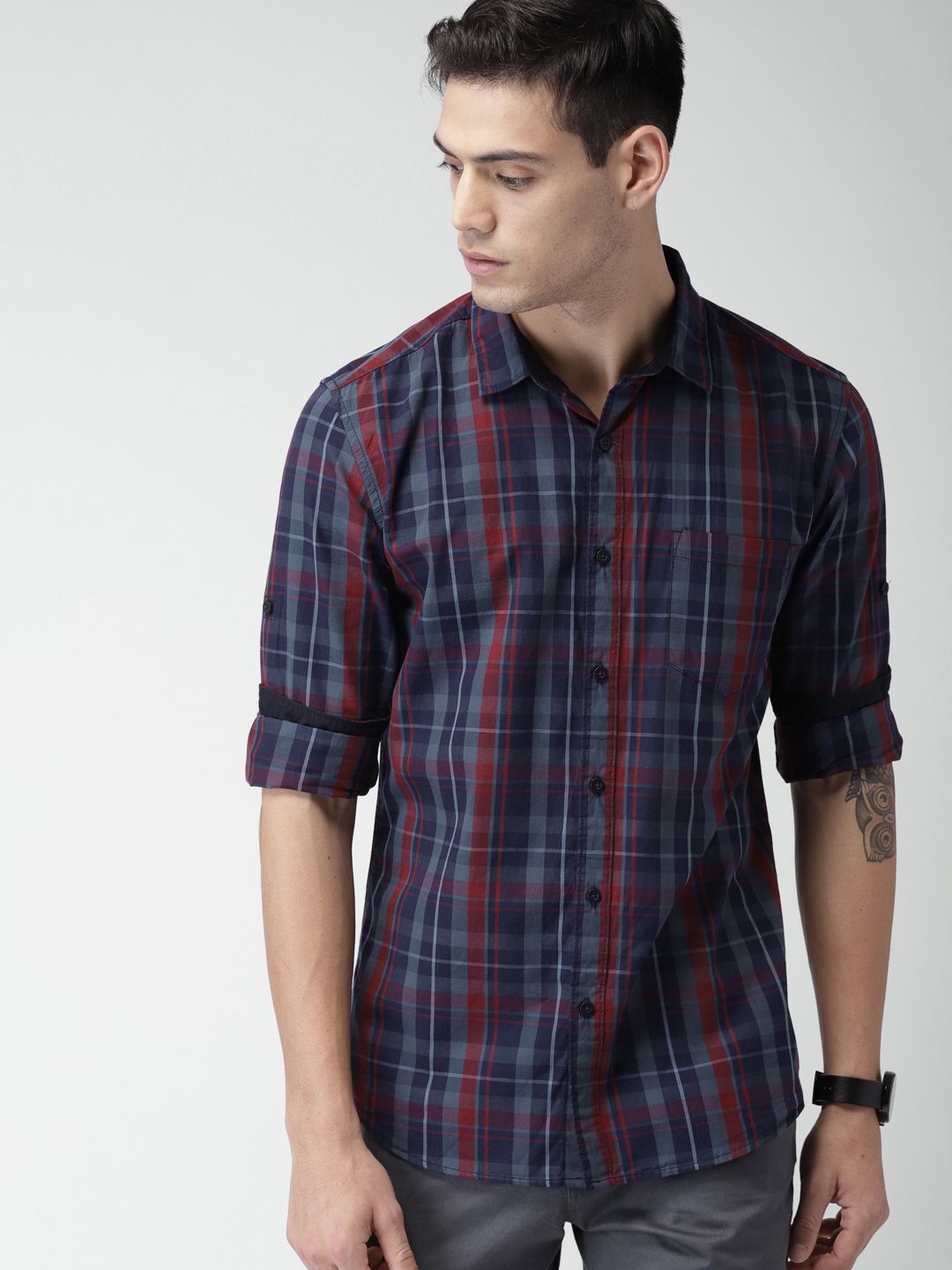 HIGHLANDER Men Navy Blue & Maroon Slim Fit Checked Casual Shirt