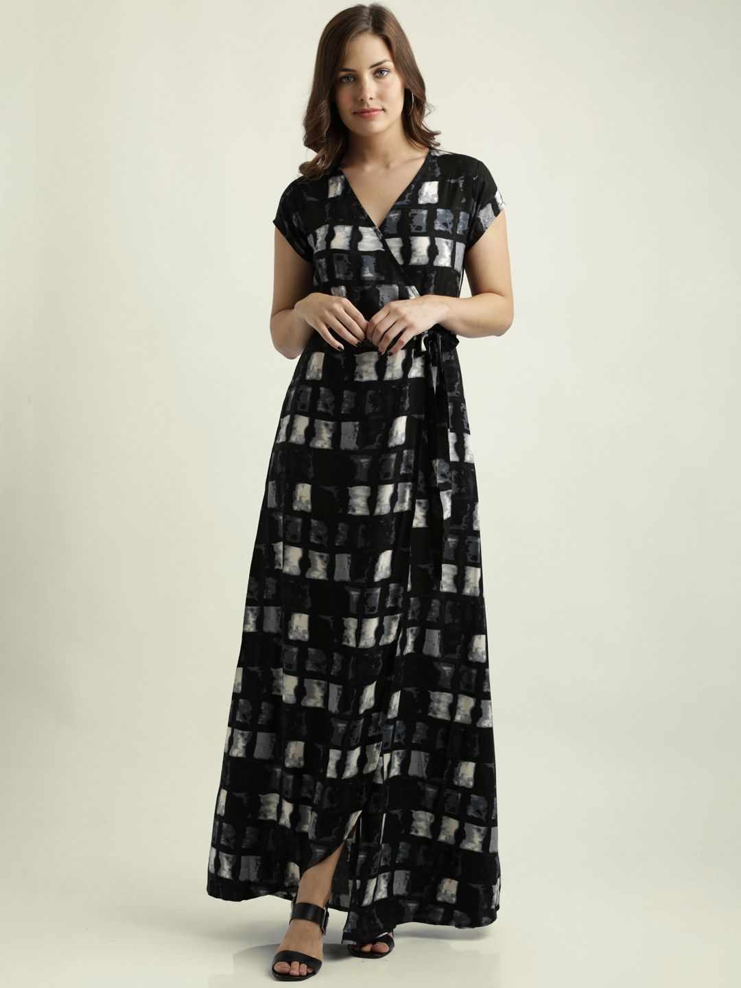 Miss Chase Women Black Printed Wrap Dress