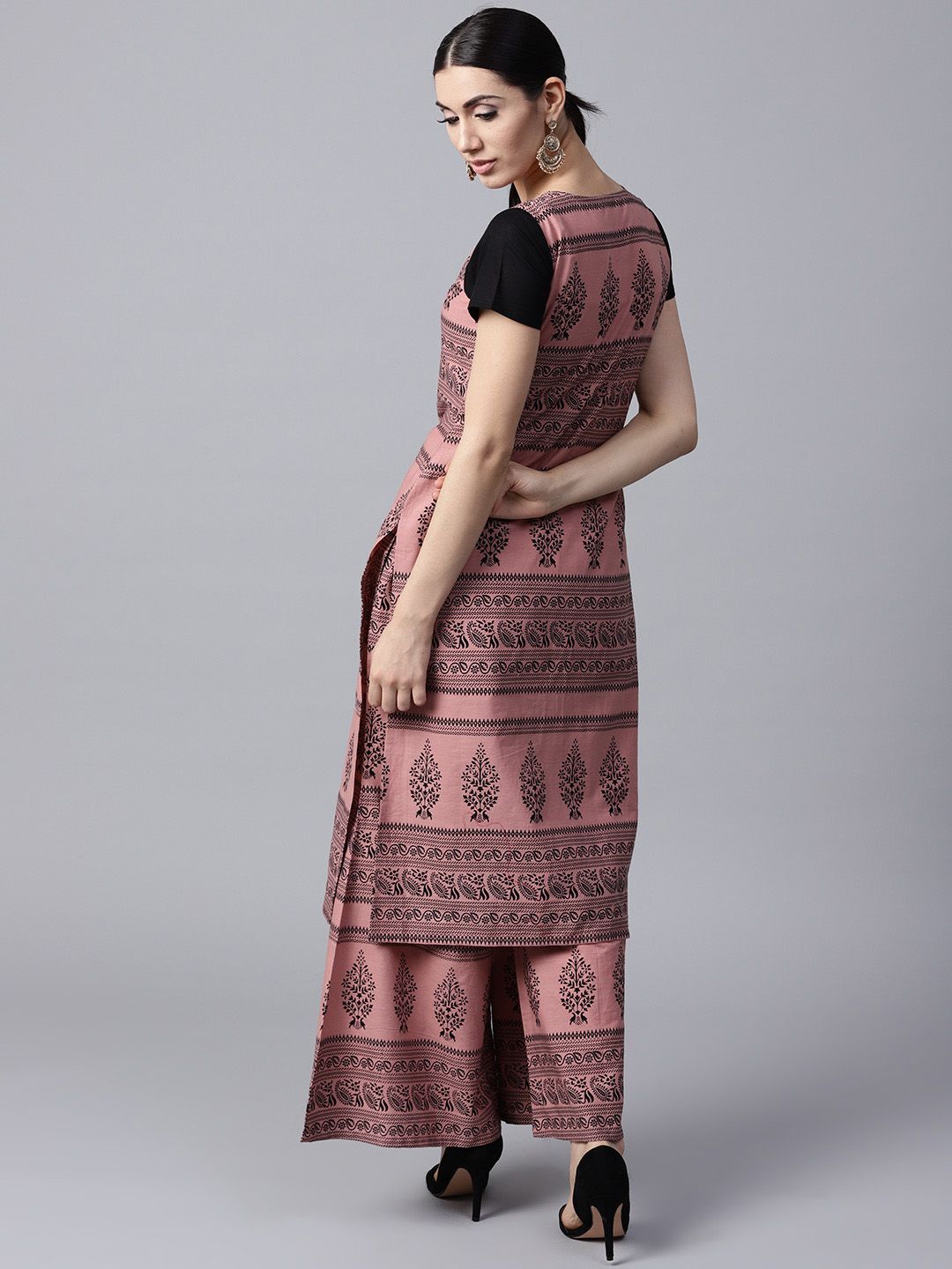 Gerua By Libas Women Pink  Black Printed Kurta with Palazzos