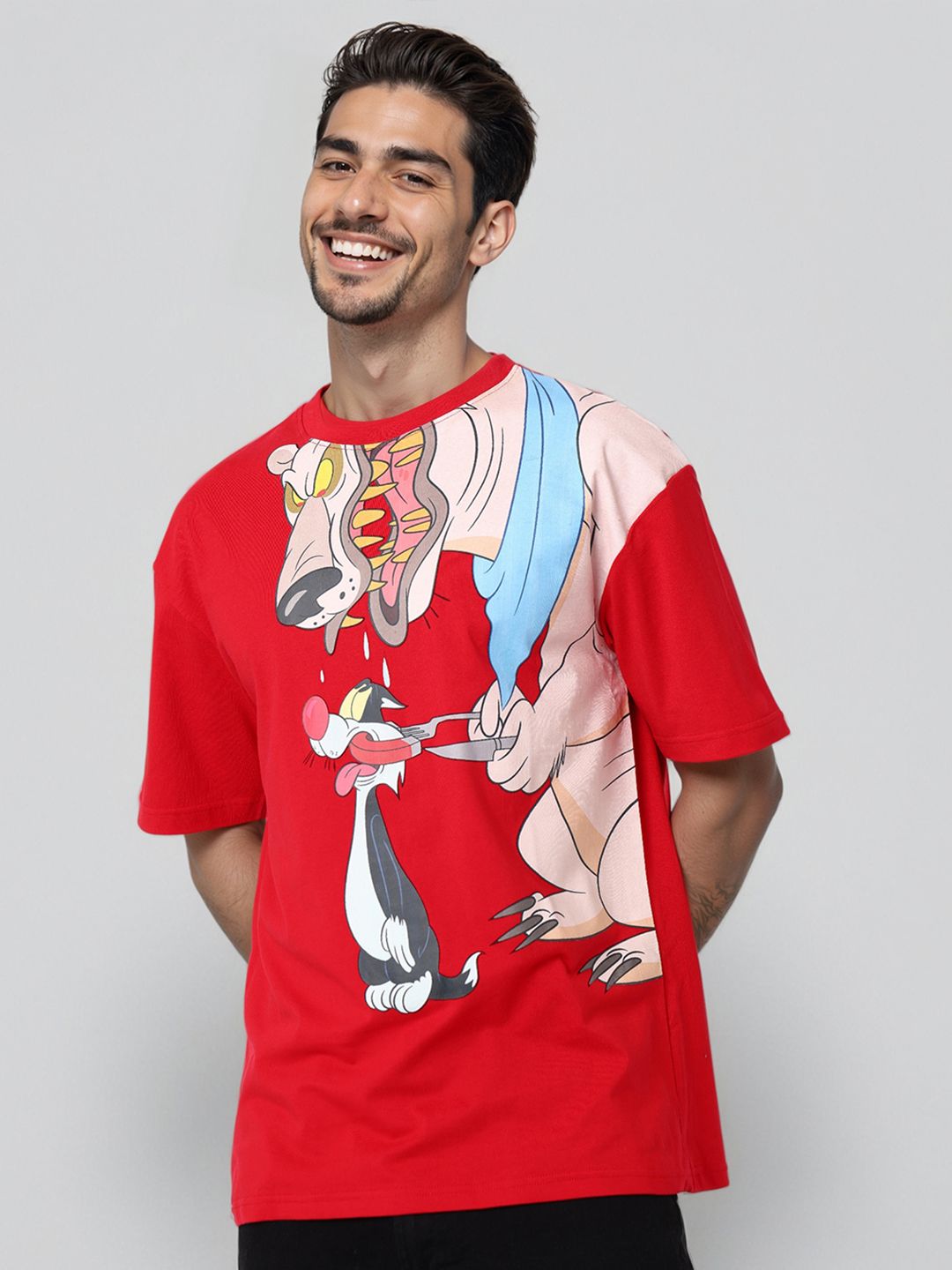 T-Shirt Boxy Garage Co yang dicetak