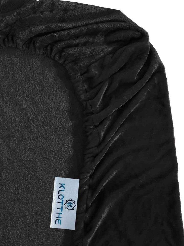 KLOTTHE Black Solid Fitted 300 TC Woolen Single Bedsheet with 1 Pillow Cover
