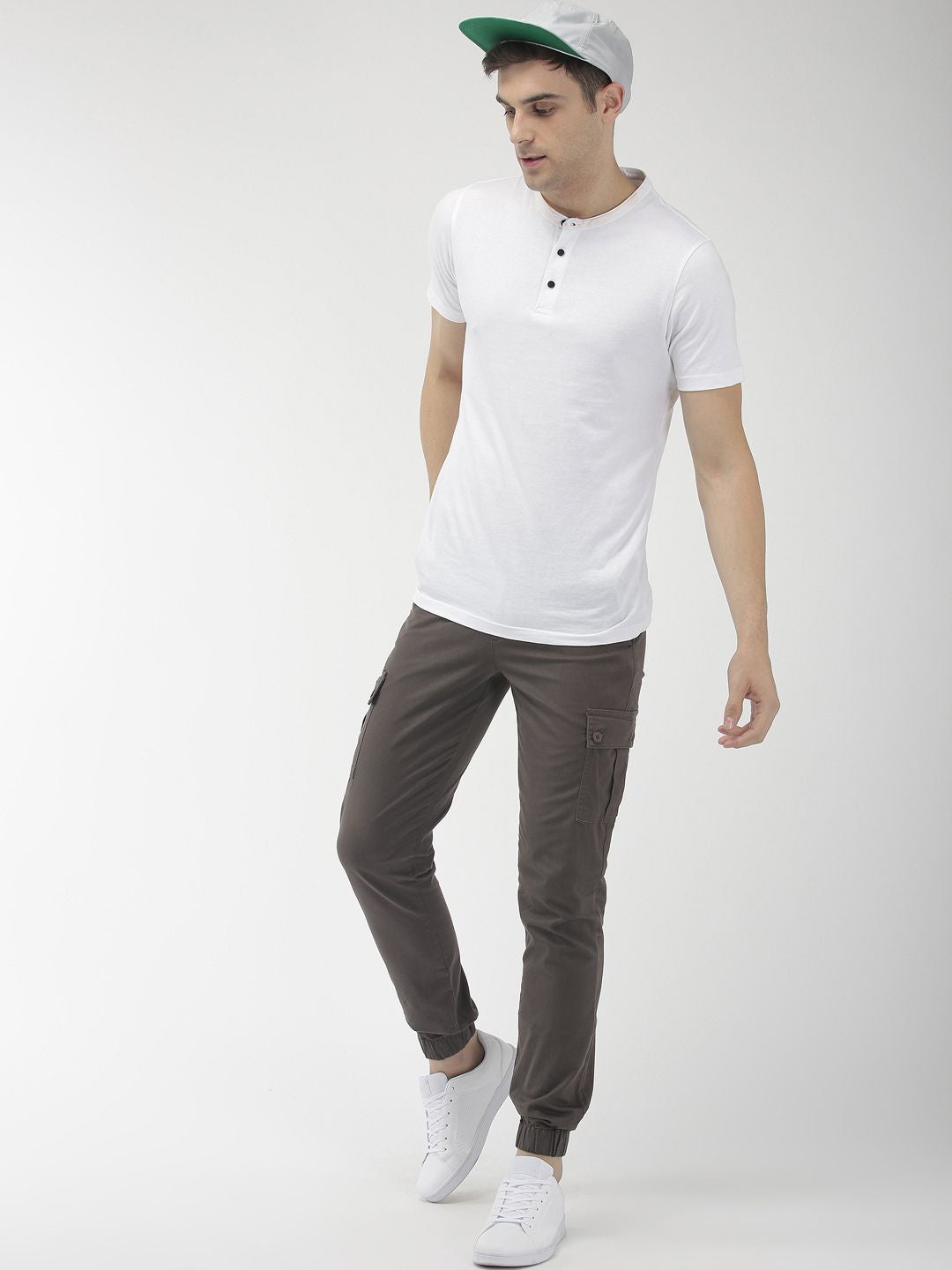 The Indian Garage Co Men Grey Slim Fit Solid Cargo Style Joggers