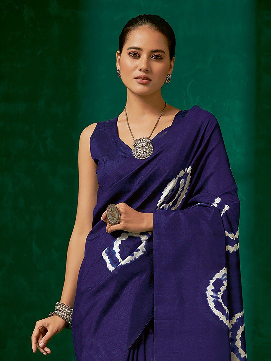 Mitera Purple & White Tie and Dye Art Silk Saree