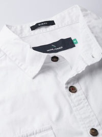 HIGHLANDER Men White Slim Fit Solid Casual Shirt