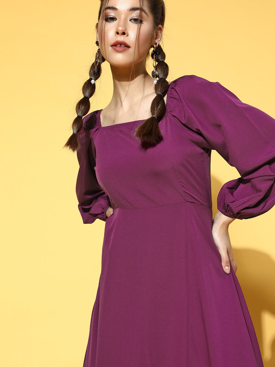 Berrylush Women Charming Purple Solid Puff Sleeves Dress