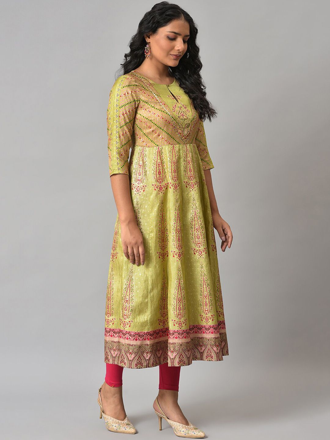 W Women Festive Floral Print Karnataka Silk Anarkali Kurta With Leggings