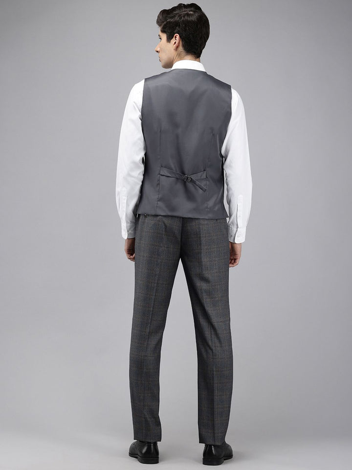 Park Avenue Checked Single Breasted Slim Fit 3-Peice Formal Suit