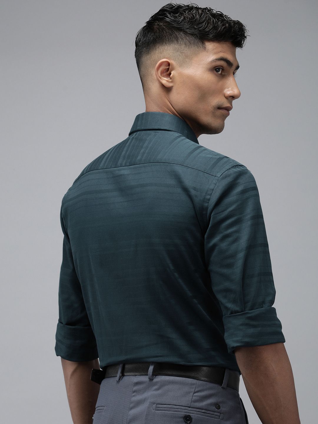 Park Avenue Slim Fit Horizontal Stripes Pure Cotton Formal Shirt