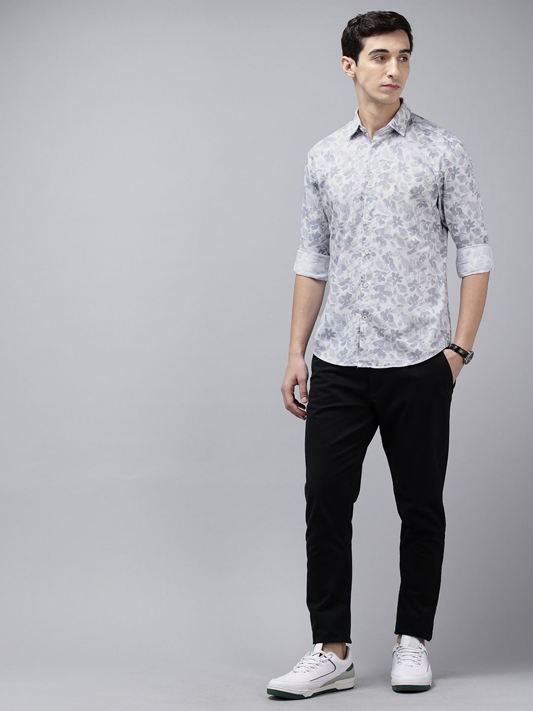 Park Avenue Pure Cotton Slim Fit Floral Printed Casual Shirt