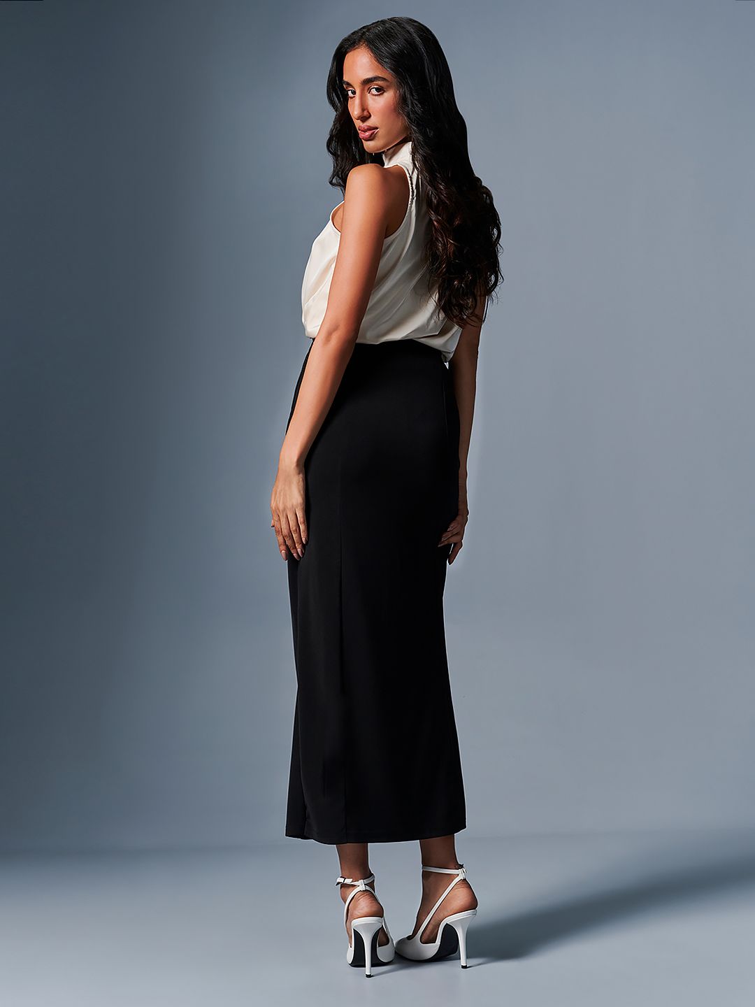 AND Choker Neck Sleeveless Regular Top