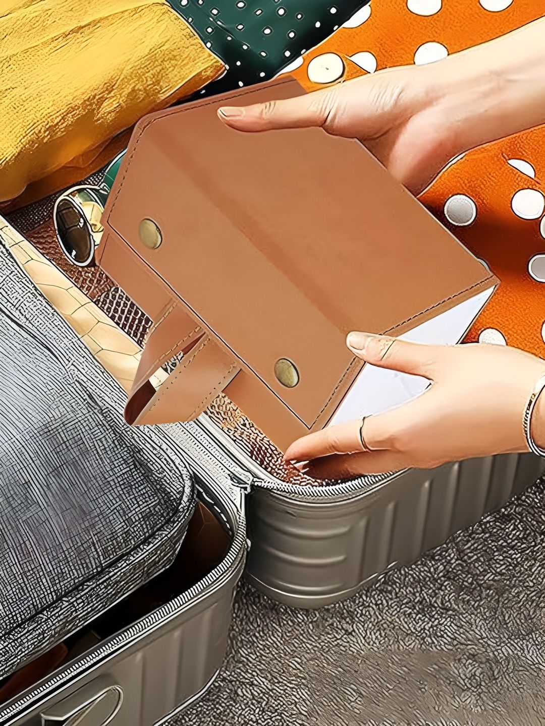Cortina Water Resistant Sunglass Organiser