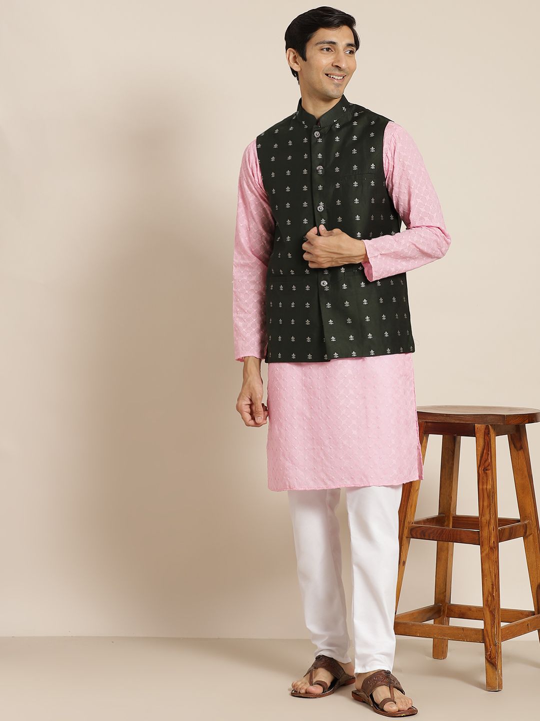 SOJANYA Men Pink Ethnic Motifs Chikankari Pure Cotton Kurta with Churidar & Nehru Jacket