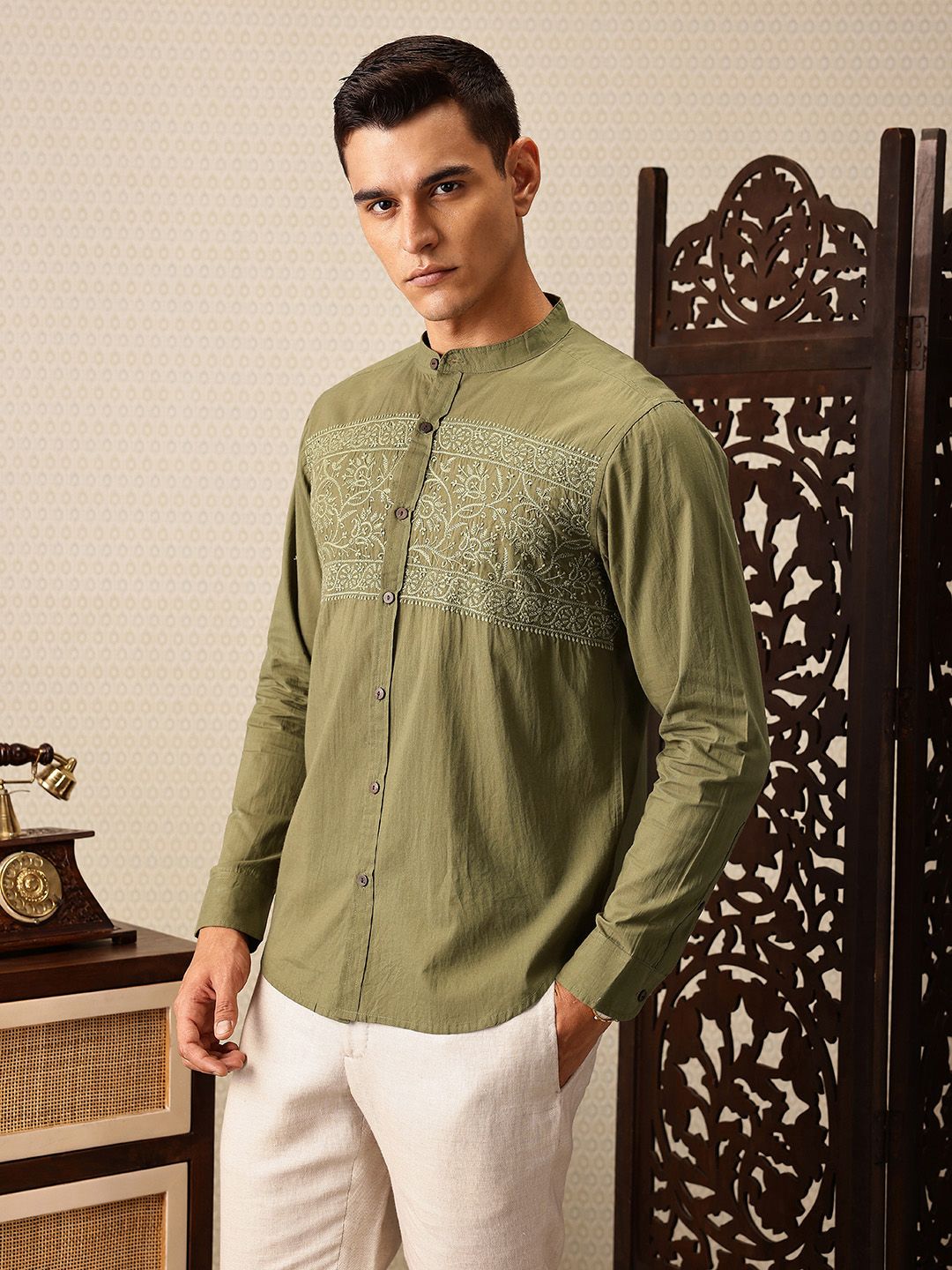 House of Pataudi Embroidered Pure Cotton Jashn Shirt