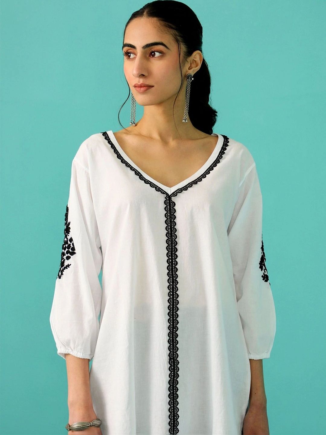 Rumah Wanita Chikankari Motif Etnik Sulam Benang Kerja Kurta