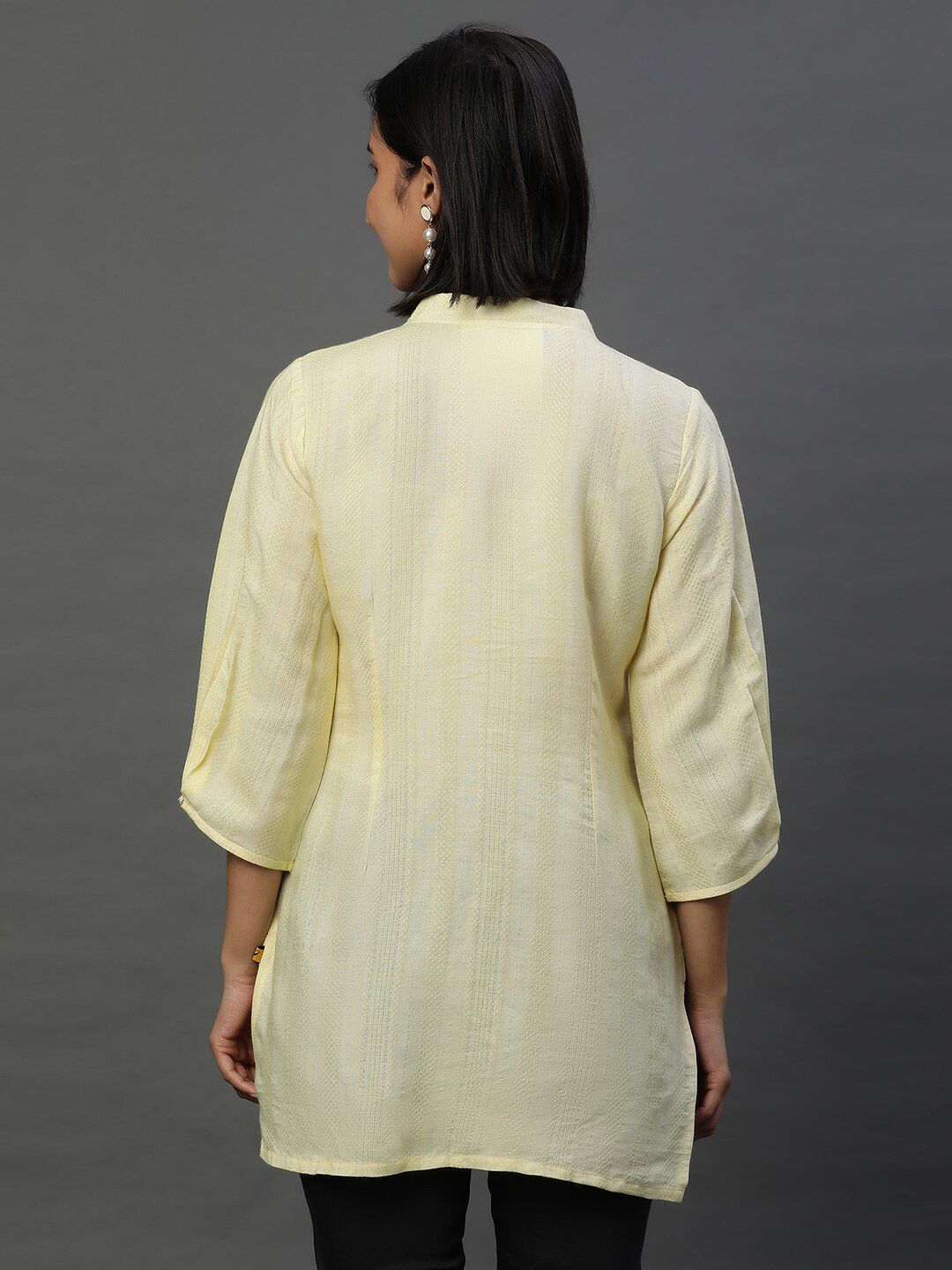 AURELIA Geometric Woven Design Mandarin Collar Straight Kurti