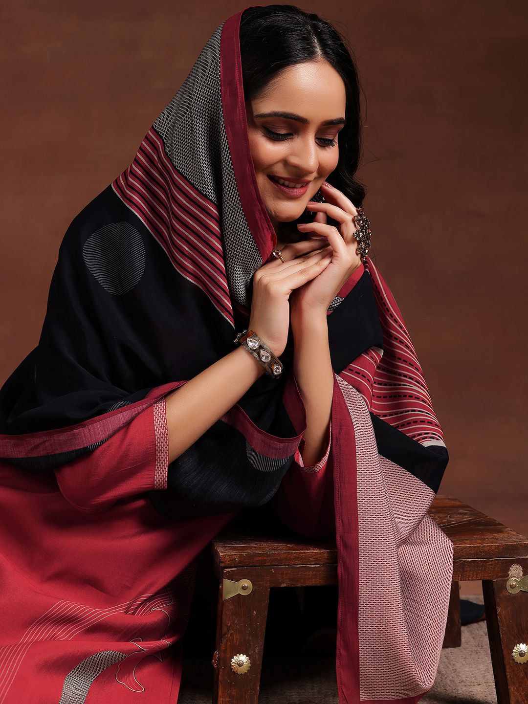 Libas Women Printed Regular Kurta with Trousers & With Dupatta