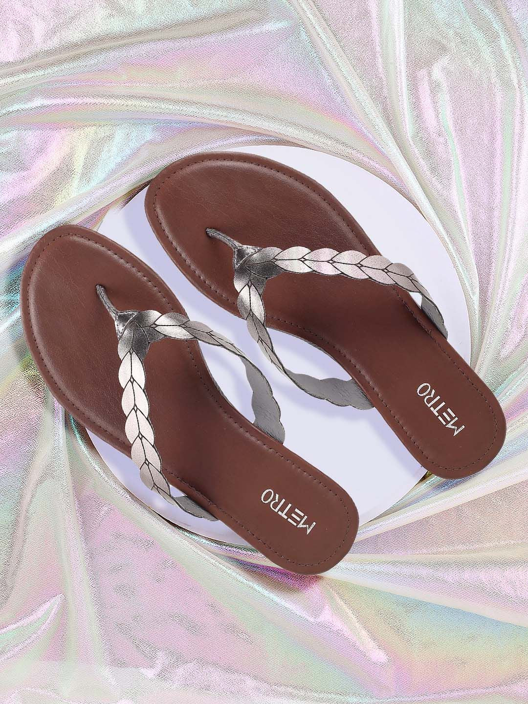 Metro Women Grey Solid Open Toe Flats
