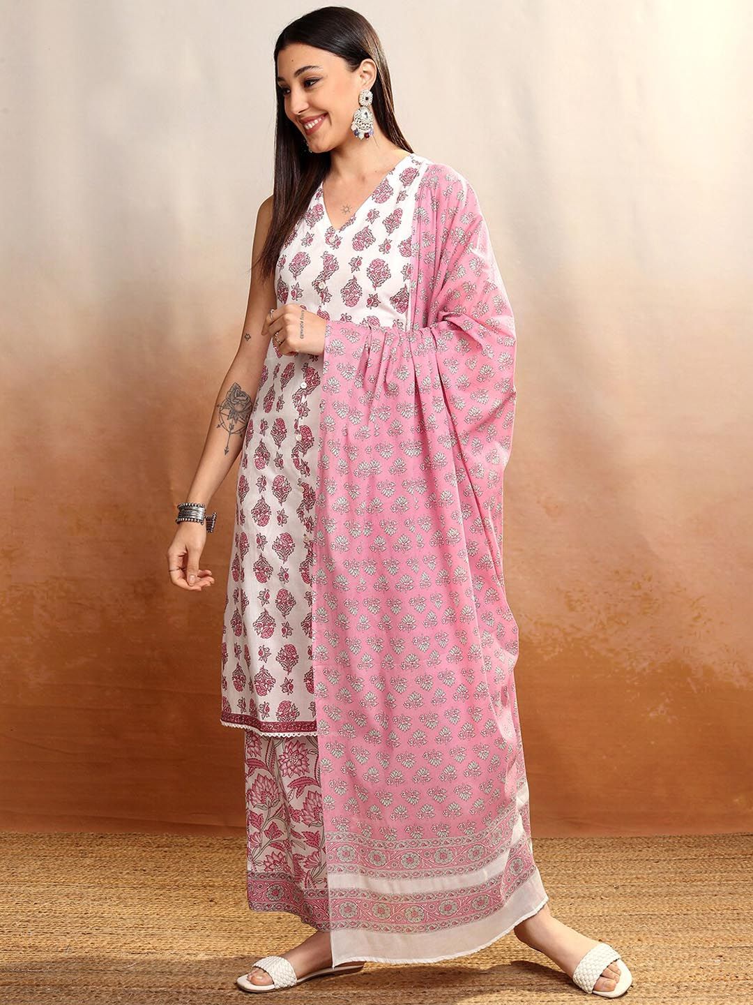 Vishudh Women Floral Printed Regular Pure Cotton Kurta with Palazzos & With Dupatta