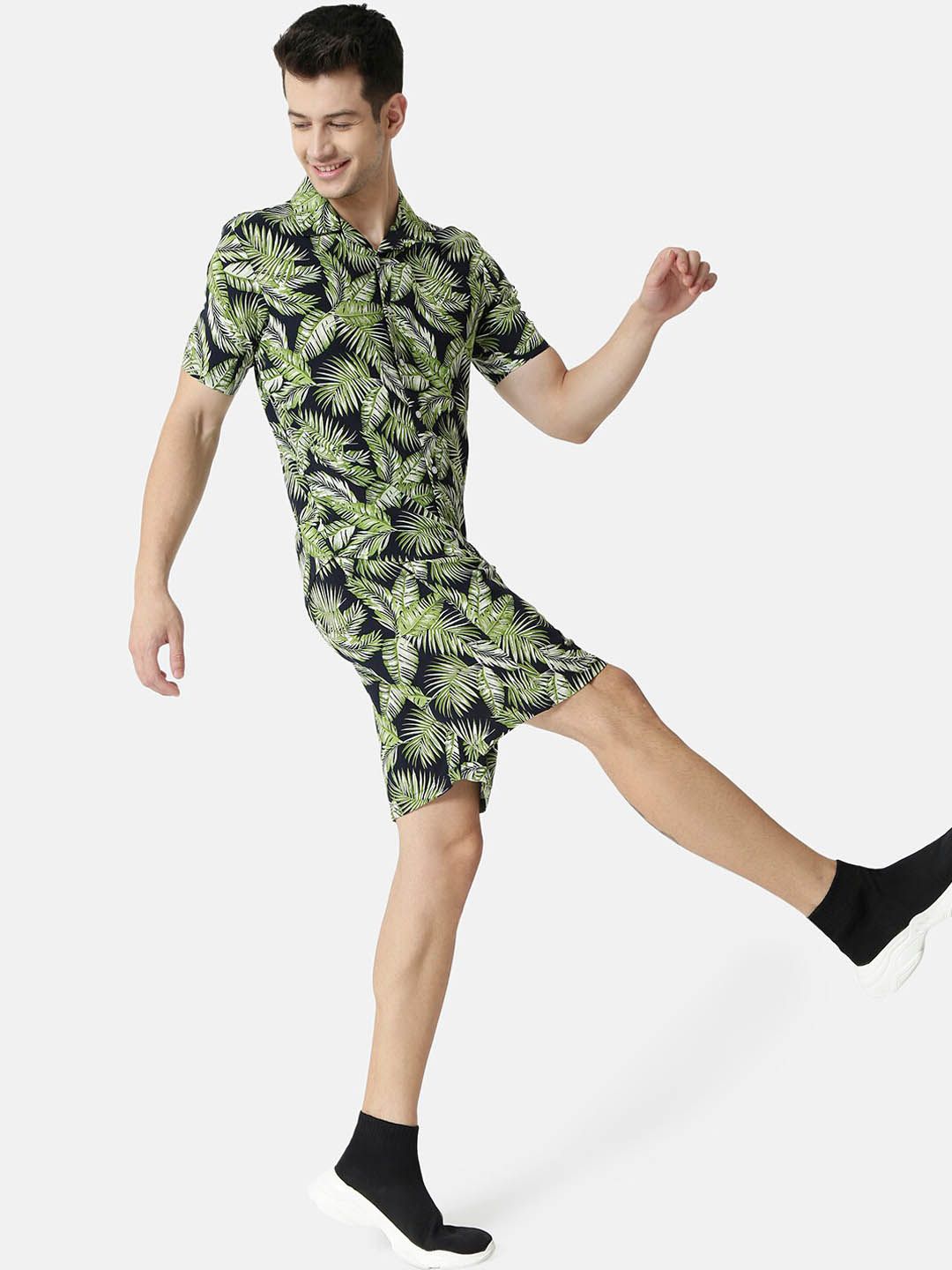 Campus Sutra Men Green & Black Printed Co-Ords