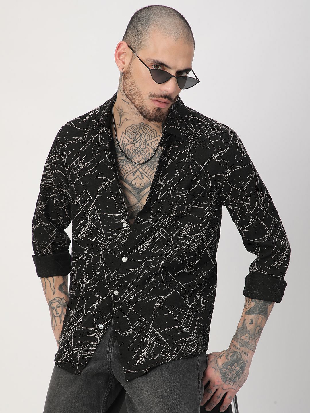 VASTRADO Men Classic Fit Spread Collar Abstract Printed Casual Shirt