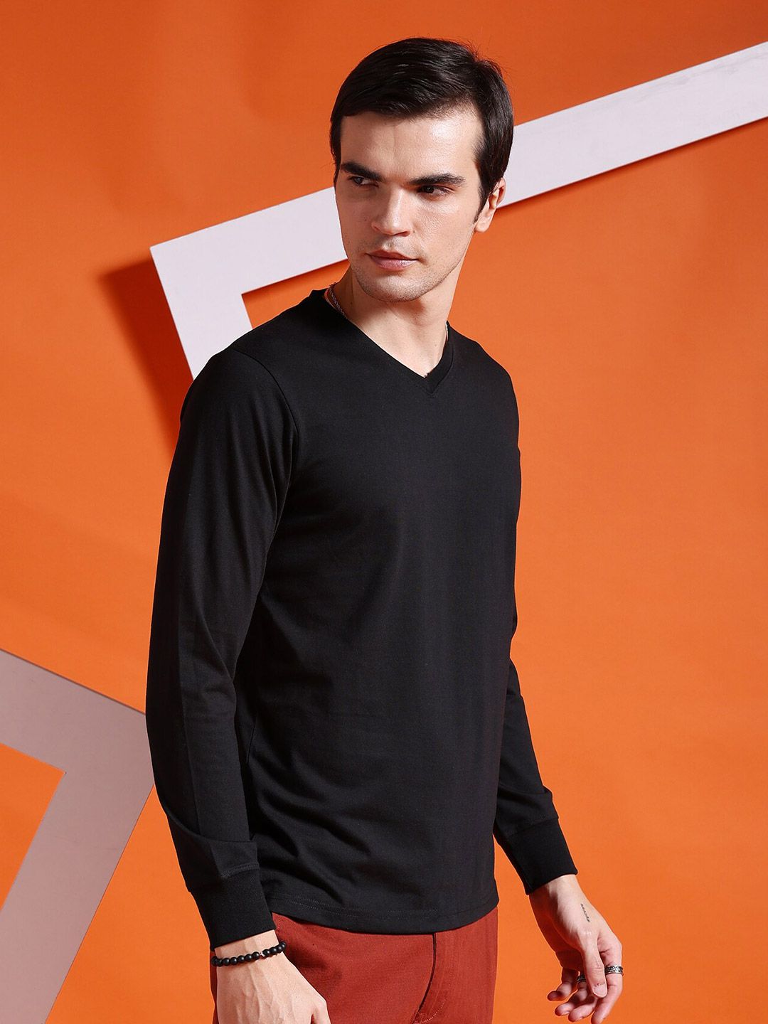The Indian Garage Co V Neck Cotton T-shirt