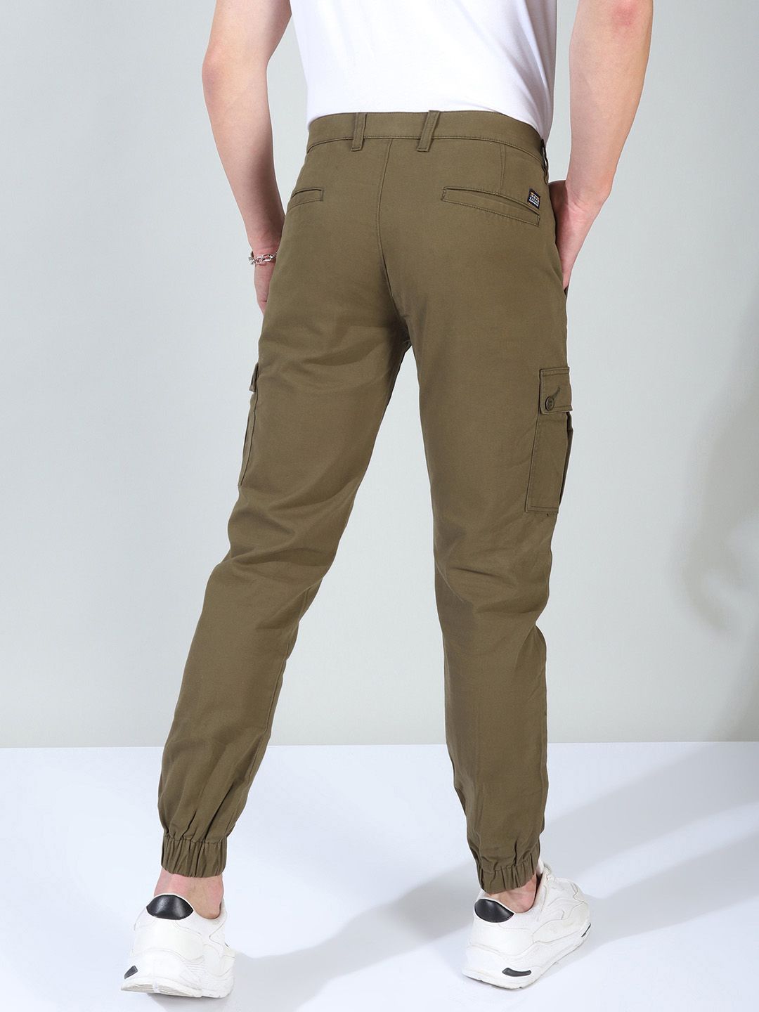The Indian Garage Co Men Slim Fit Solid Cargos Joggers