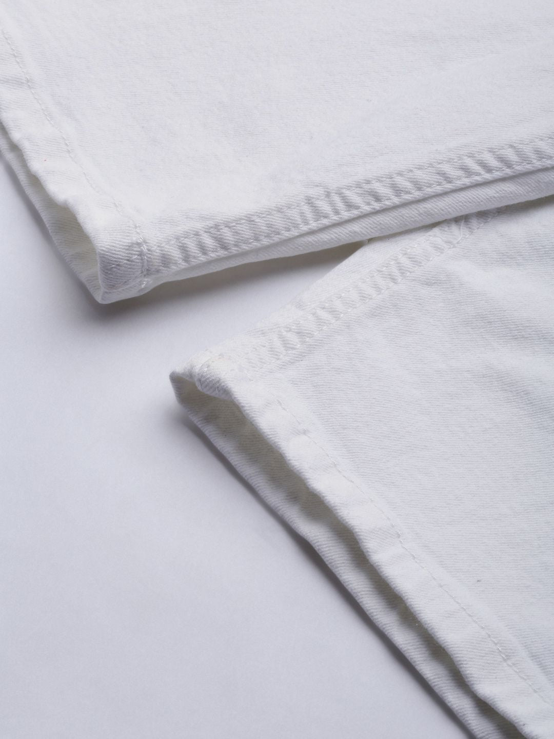 The Indian Garage Co Men White Slim Fit Regular Shorts