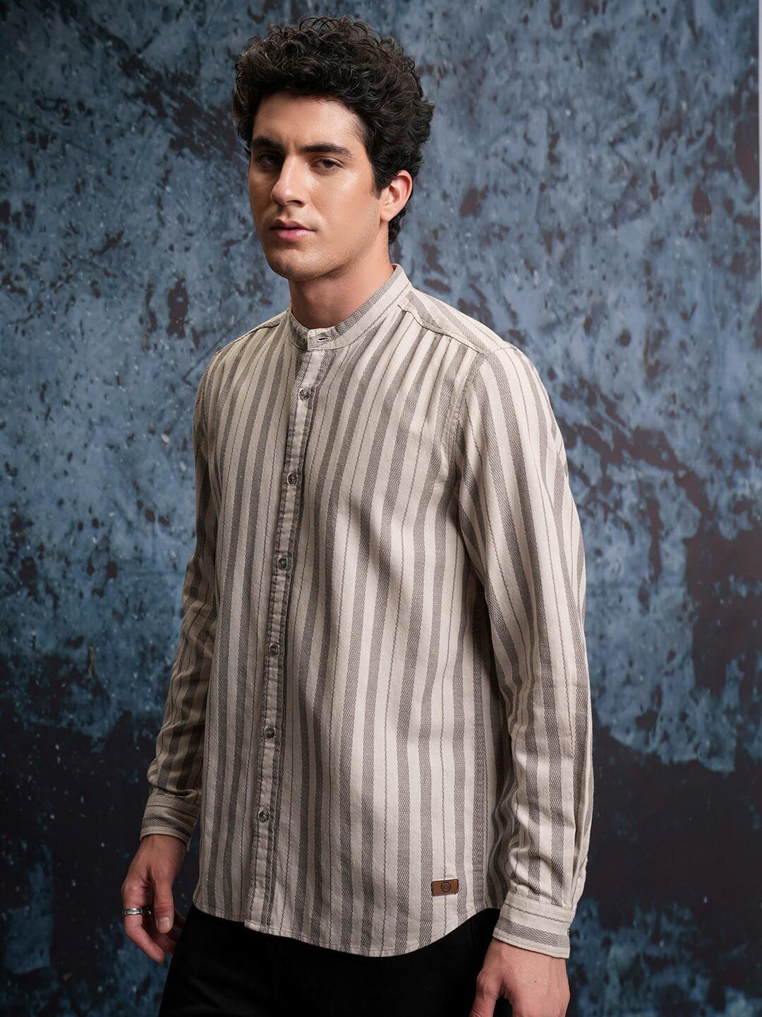 LOCOMOTIVE Mock Lino Dobby Textured Striper Stand-Up Collar Regular Shirt