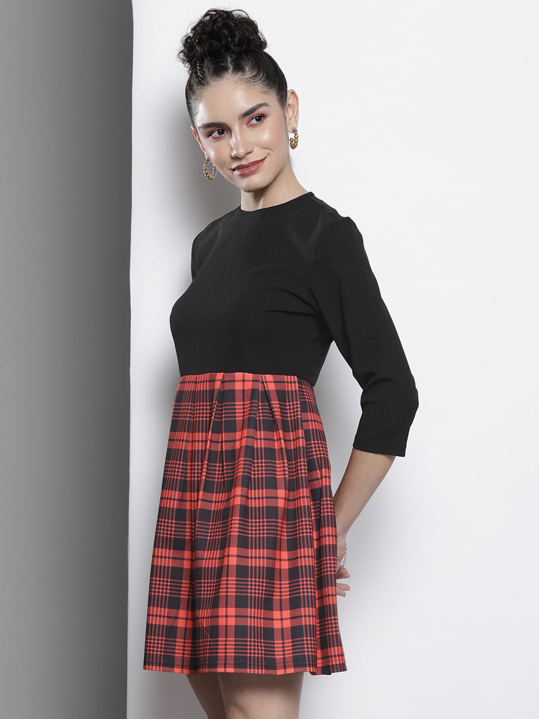 SASSAFRAS Red & Black Knit Pleated Skater Dress