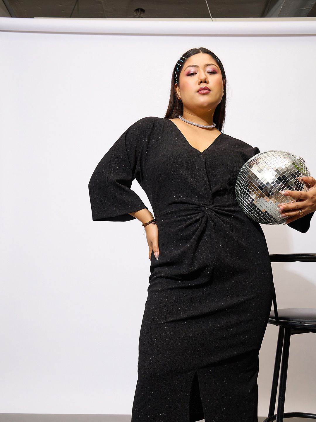 SASSAFRAS Curve Plus Size Black Glitter V-Neck Knot Sheath Midi Dress