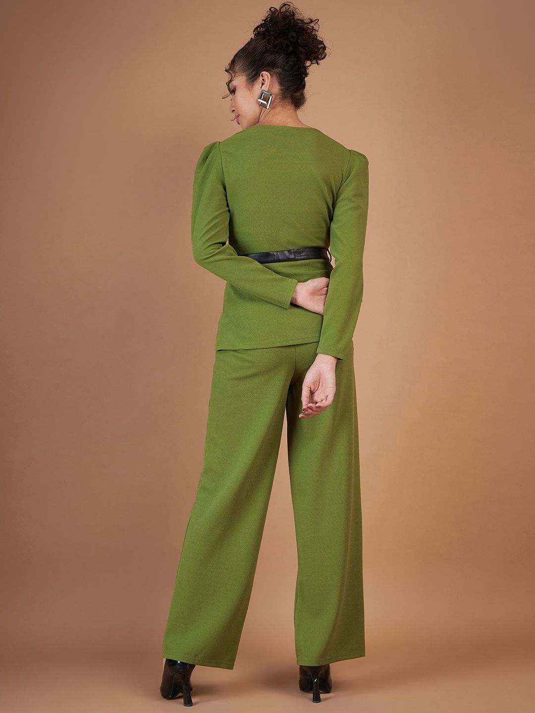 SASSAFRAS Green Puffed Slevees Top With Trousers