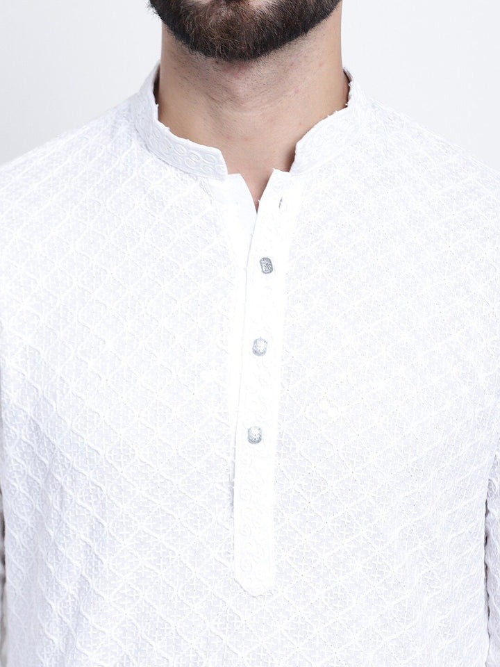SOJANYA Floral Embroidered Mandarin Collar Pure Cotton Kurta