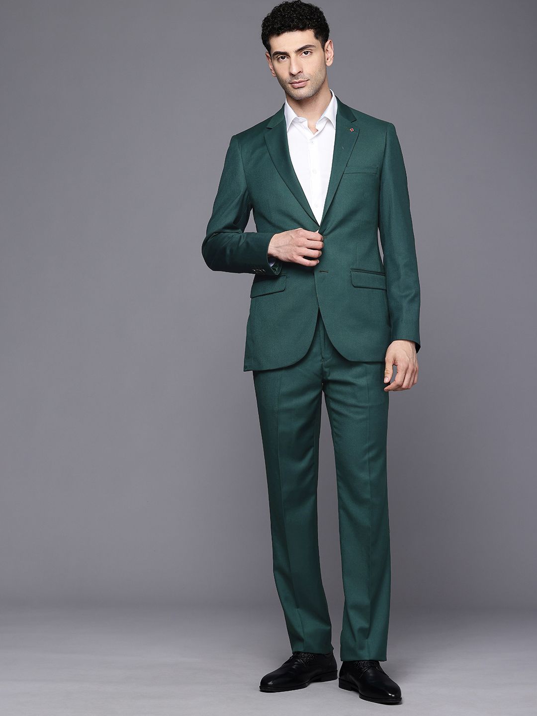 Raymond Technosmart Wrinkle Free Contemporary Fit 2-Peice Formal Suits